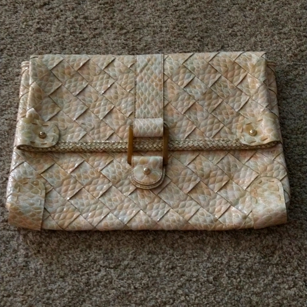 Cream colored, croc inspired weave clutch by Jessica Simpson clutch purs…